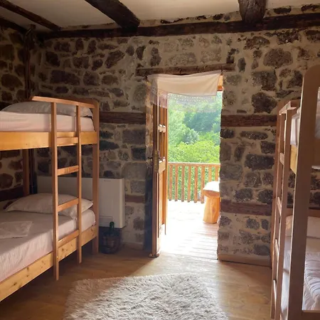 Kulla Hupi guesthouse Bulqize Extérieur photo