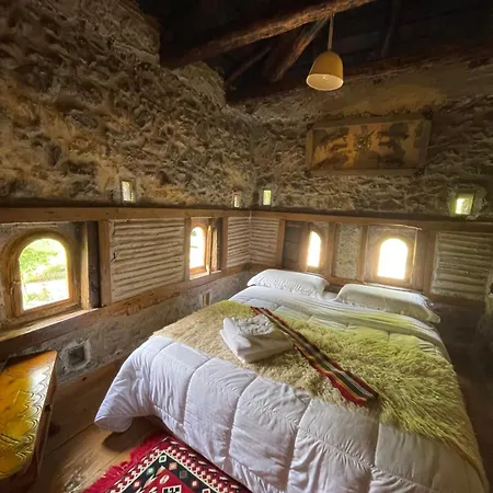 Kulla Hupi guesthouse Bulqize Extérieur photo