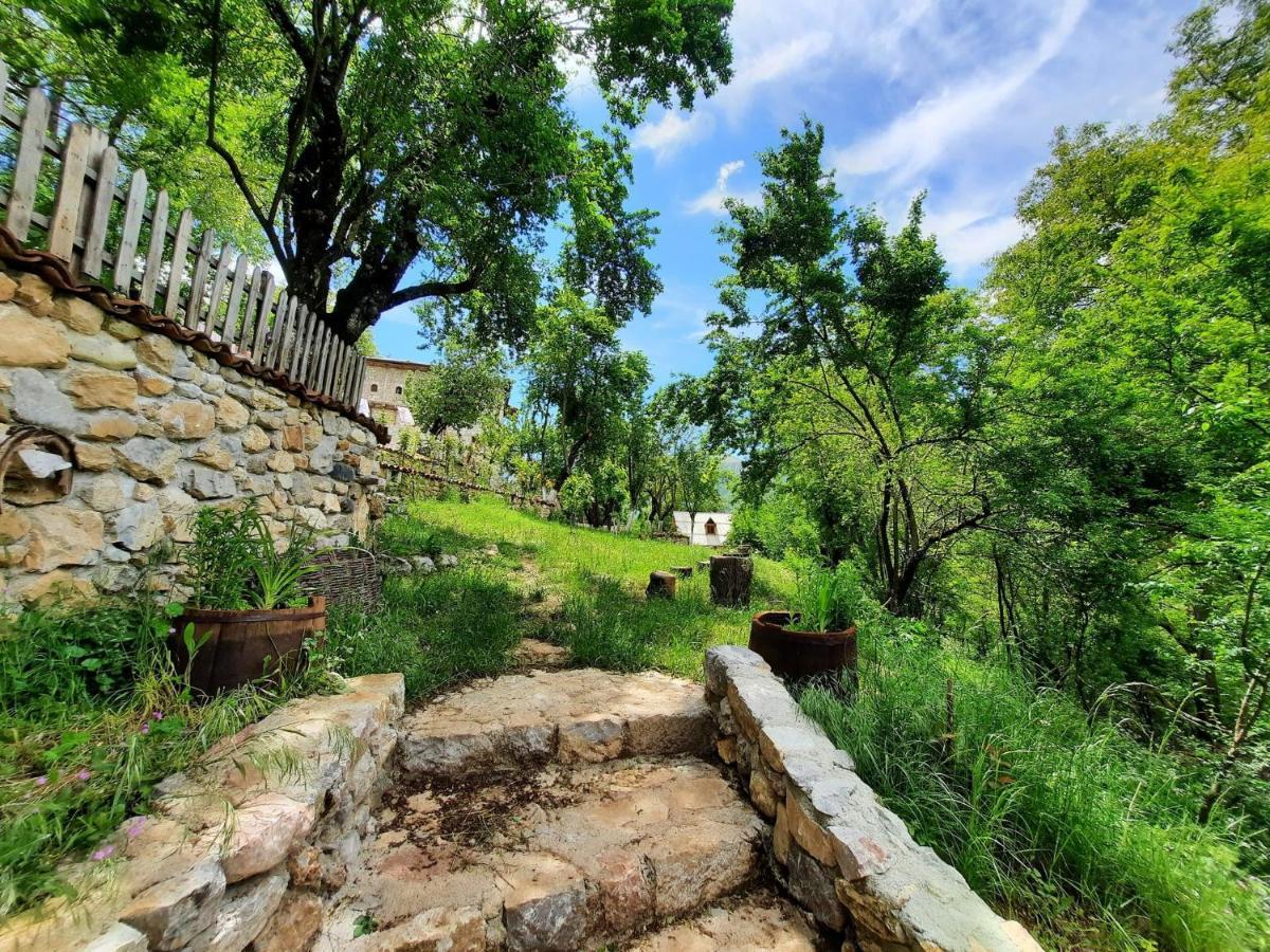 Kulla Hupi Agriturism Inn *
